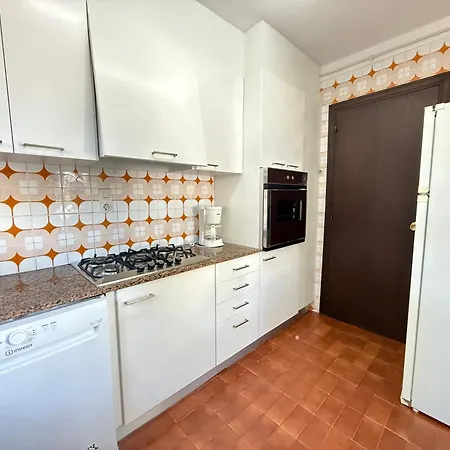 Agi Parramon A * Roses