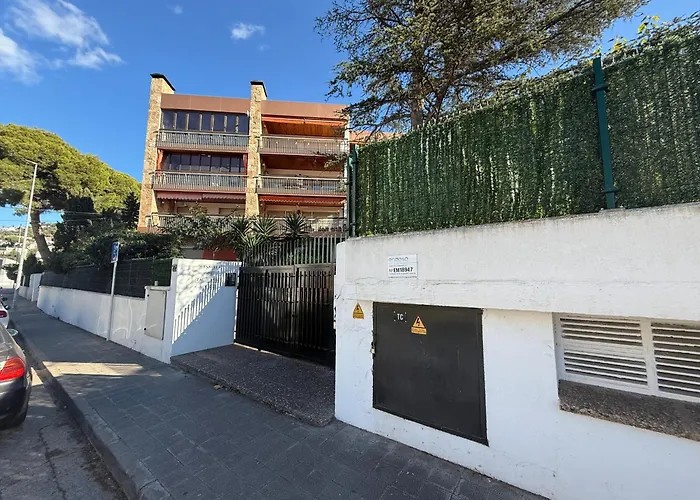 Agi Parramon A روساس